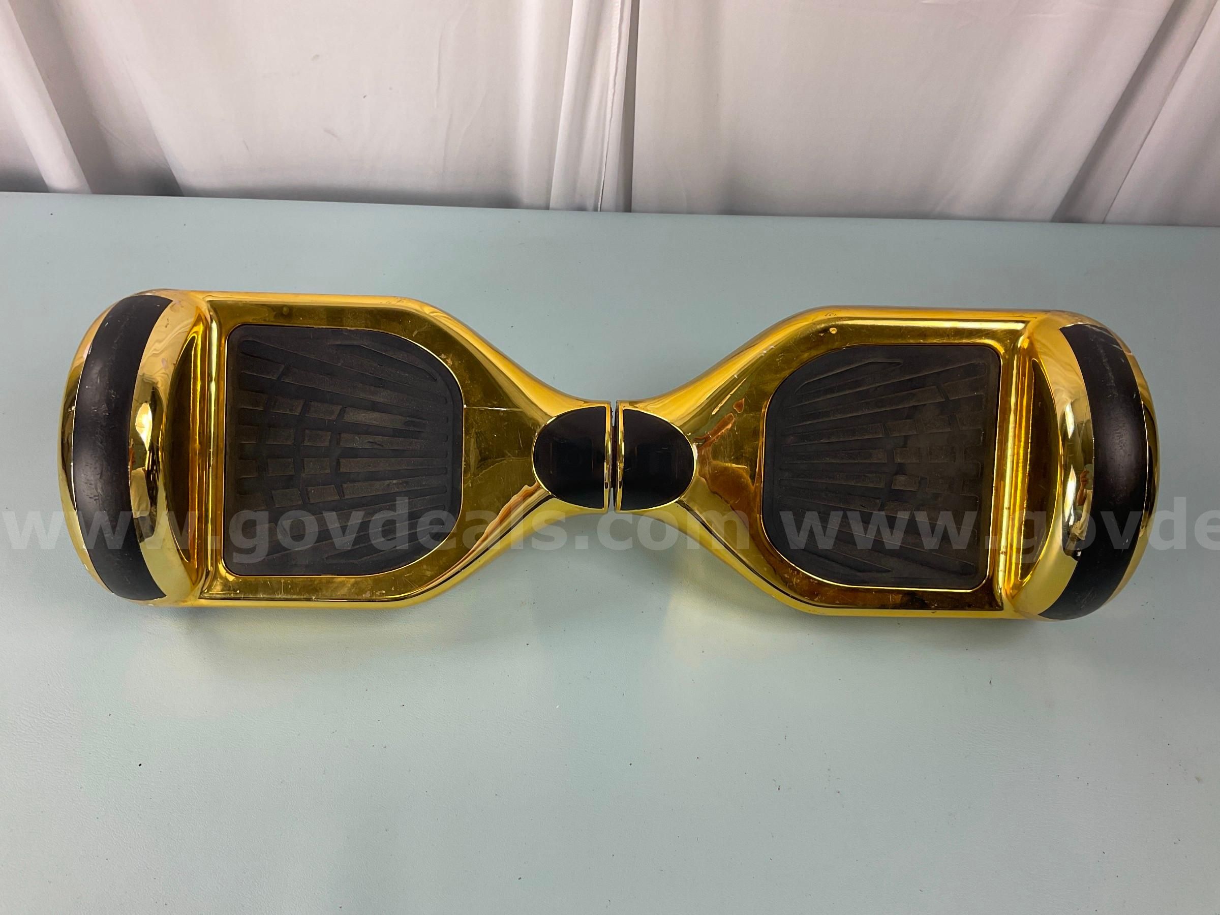 YongKang Dingchang Electric Hoverboard Model LBW12 (Unable To Test Cracked Scuffed Plastic)