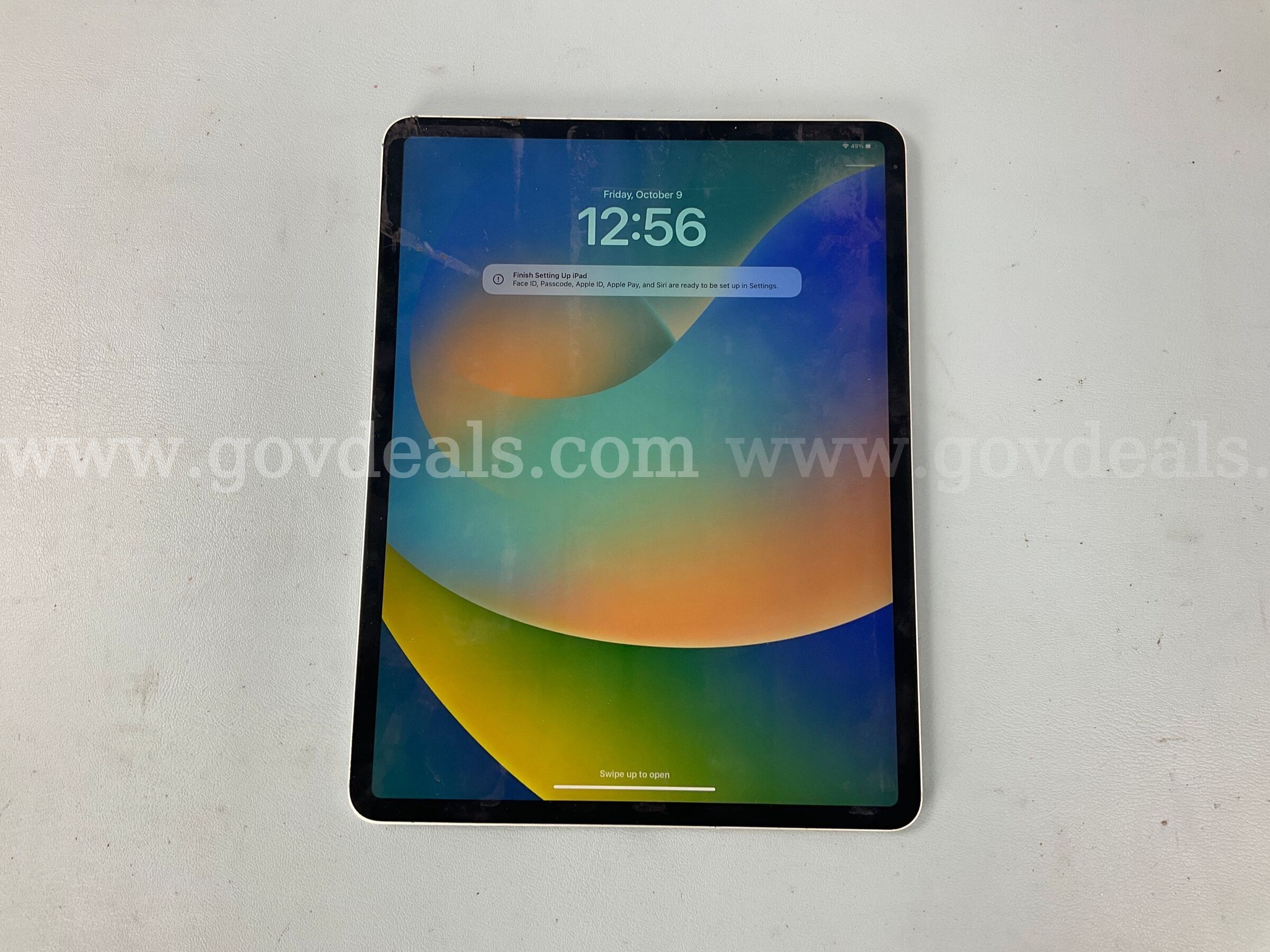 Apple iPad Pro A2014 12.9 Inch 3rd Gen 64 GB (Unlocked) Powers On
