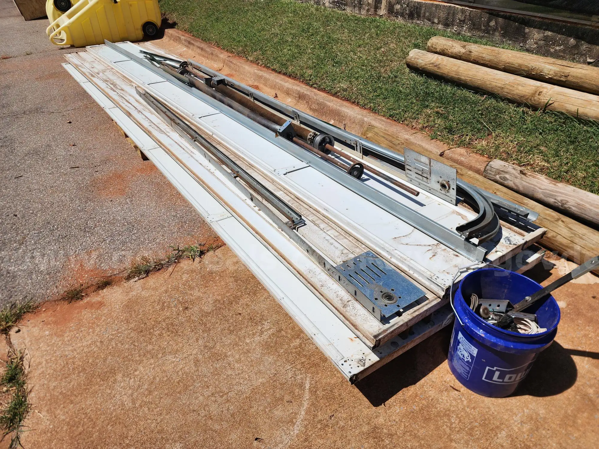 Overhead Garage Door W Motor