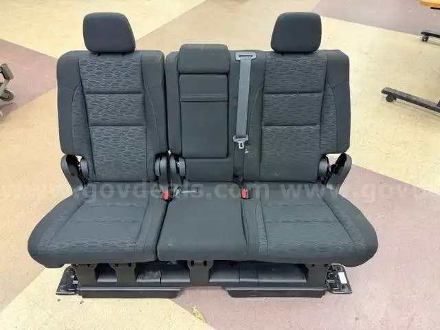 2023 - 2025 Dodge Durango Cloth Rear Seats (One full second row seat)
