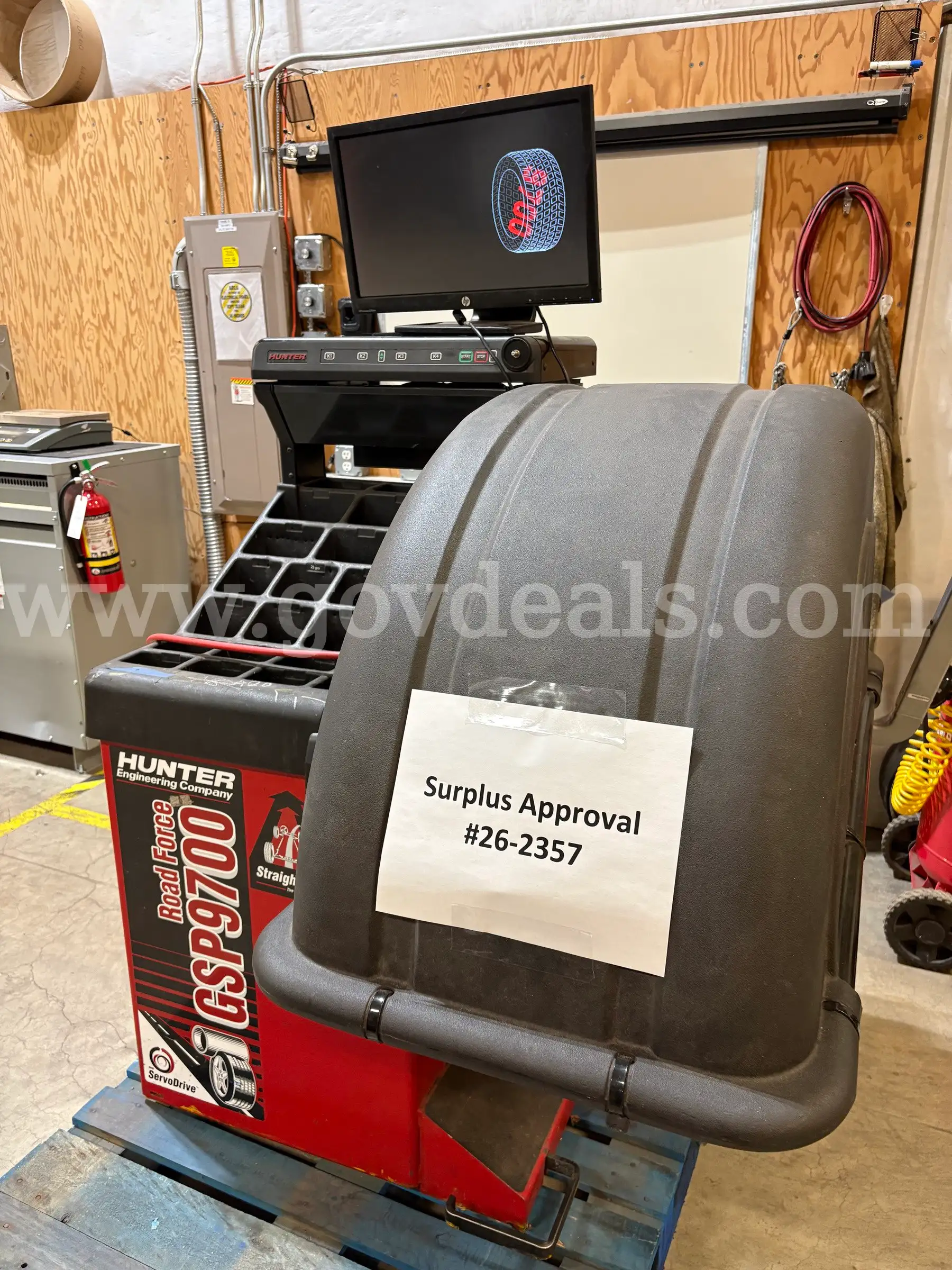 Hunter Engineering GSP9700 Road Force Measurement System Wheel Balancer (ID# 47538) (H11-2R) (26-235