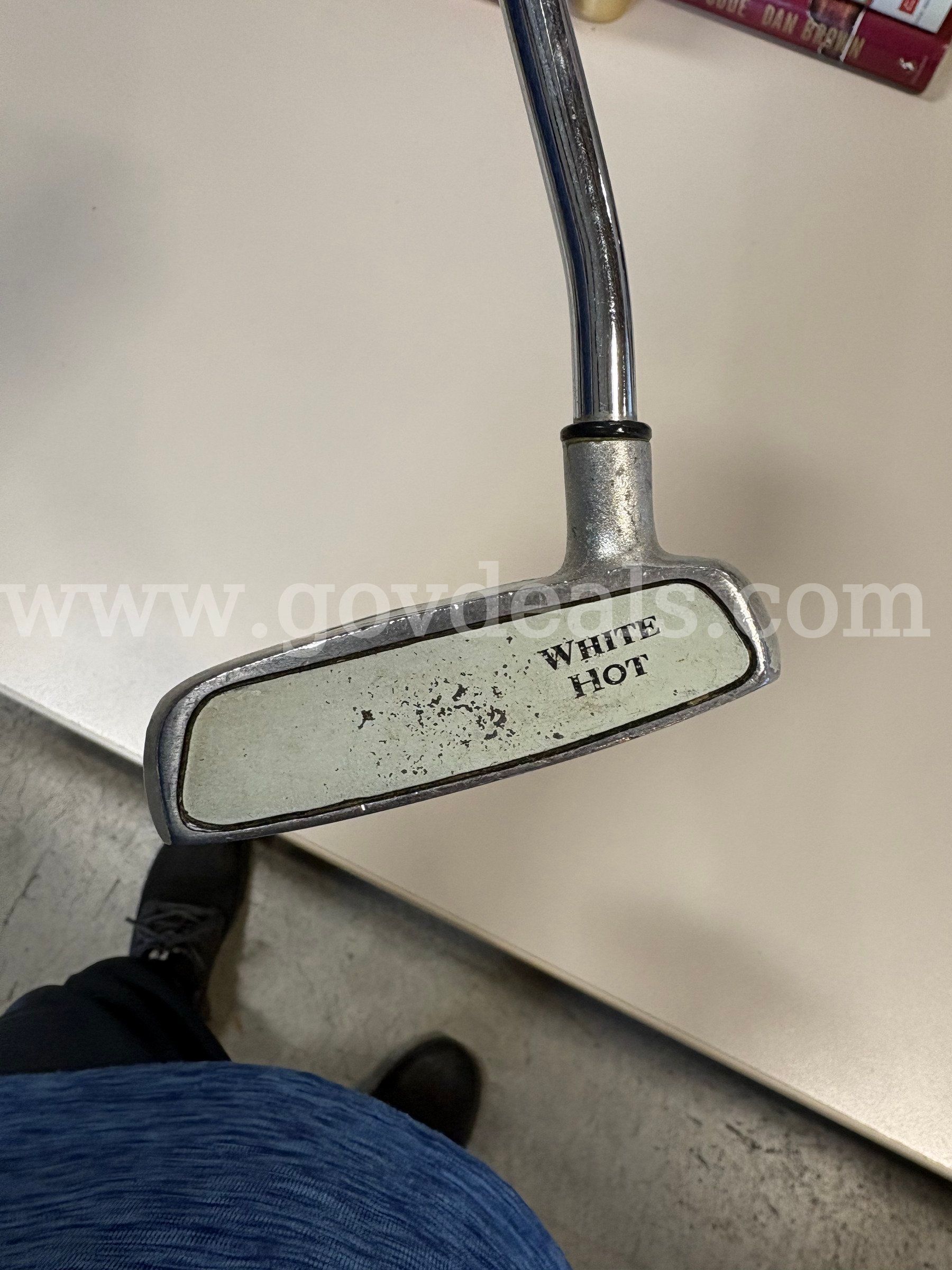 Odyssey White Hot 2 Ball