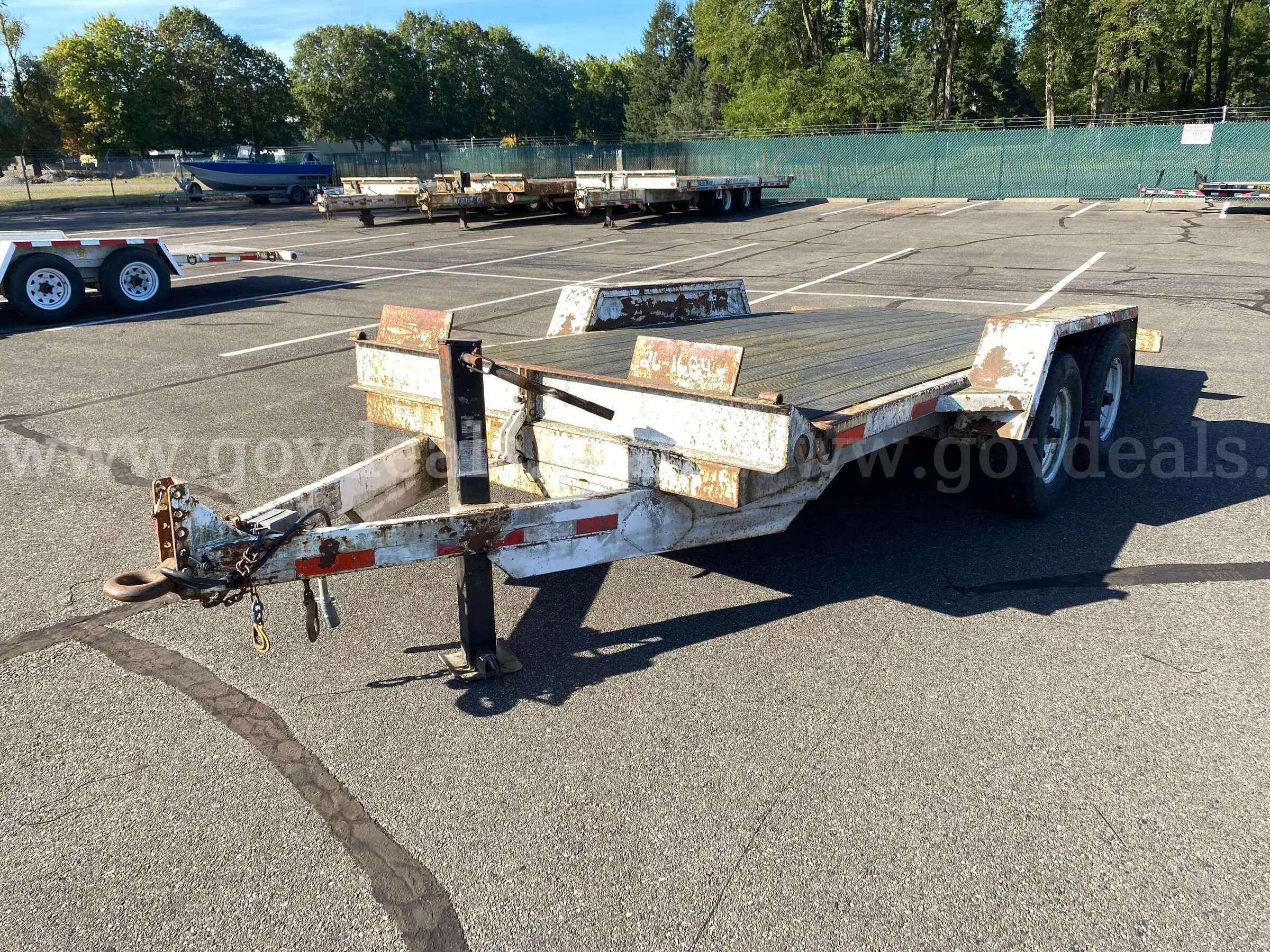 2003 TrailMax T-10-UT Tilt Deck Trailer (ID #48093) (AVI) (26-1684) 11700
