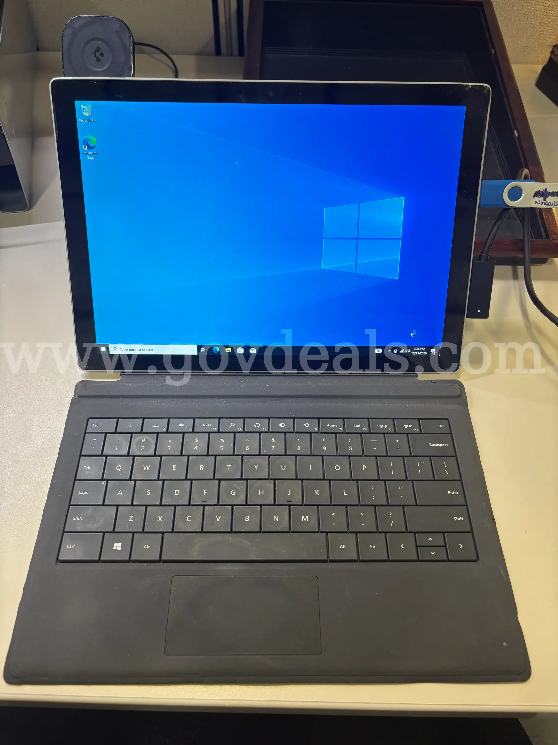 Microsoft Surface Laptop Intel Core i5-7300U 8GB RAM 256GB SSD (ID# 48263) (I02-4R) (25-1498-1) 351