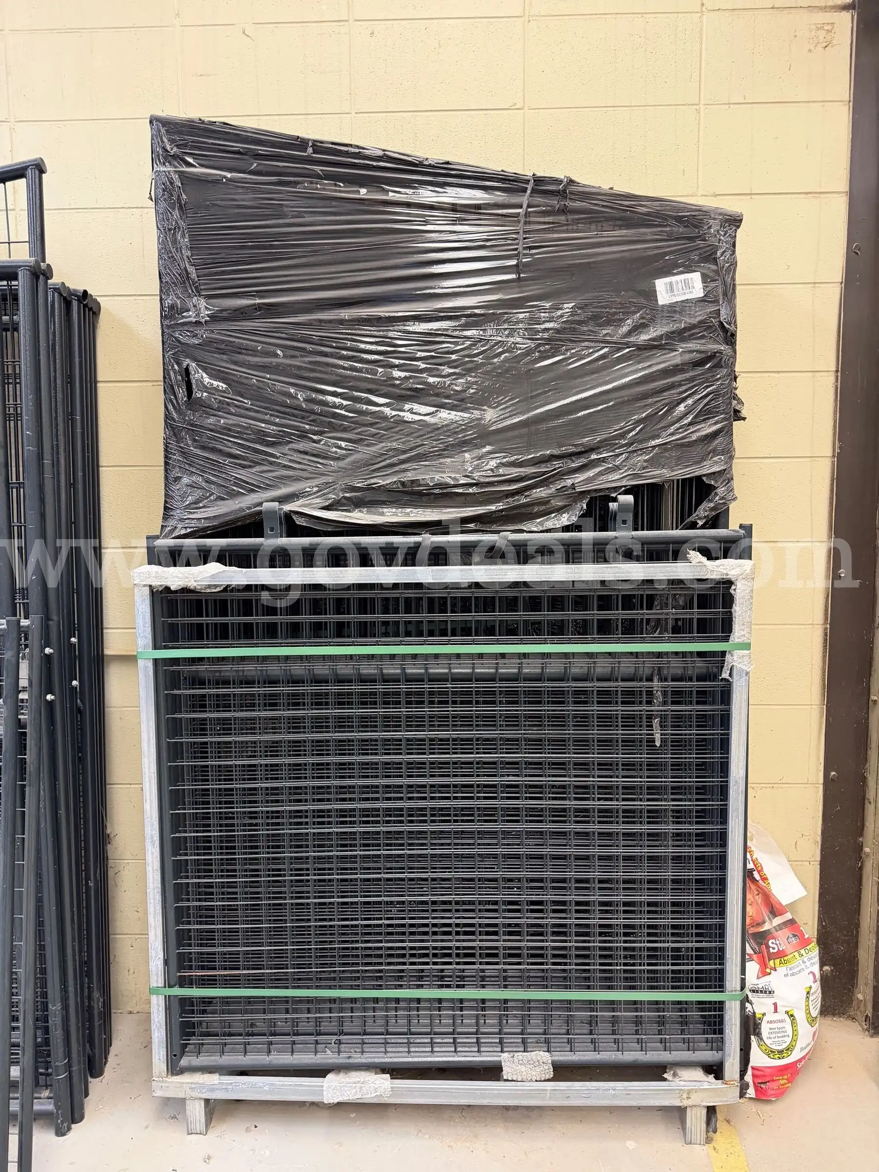 8x8 Poultry Pen