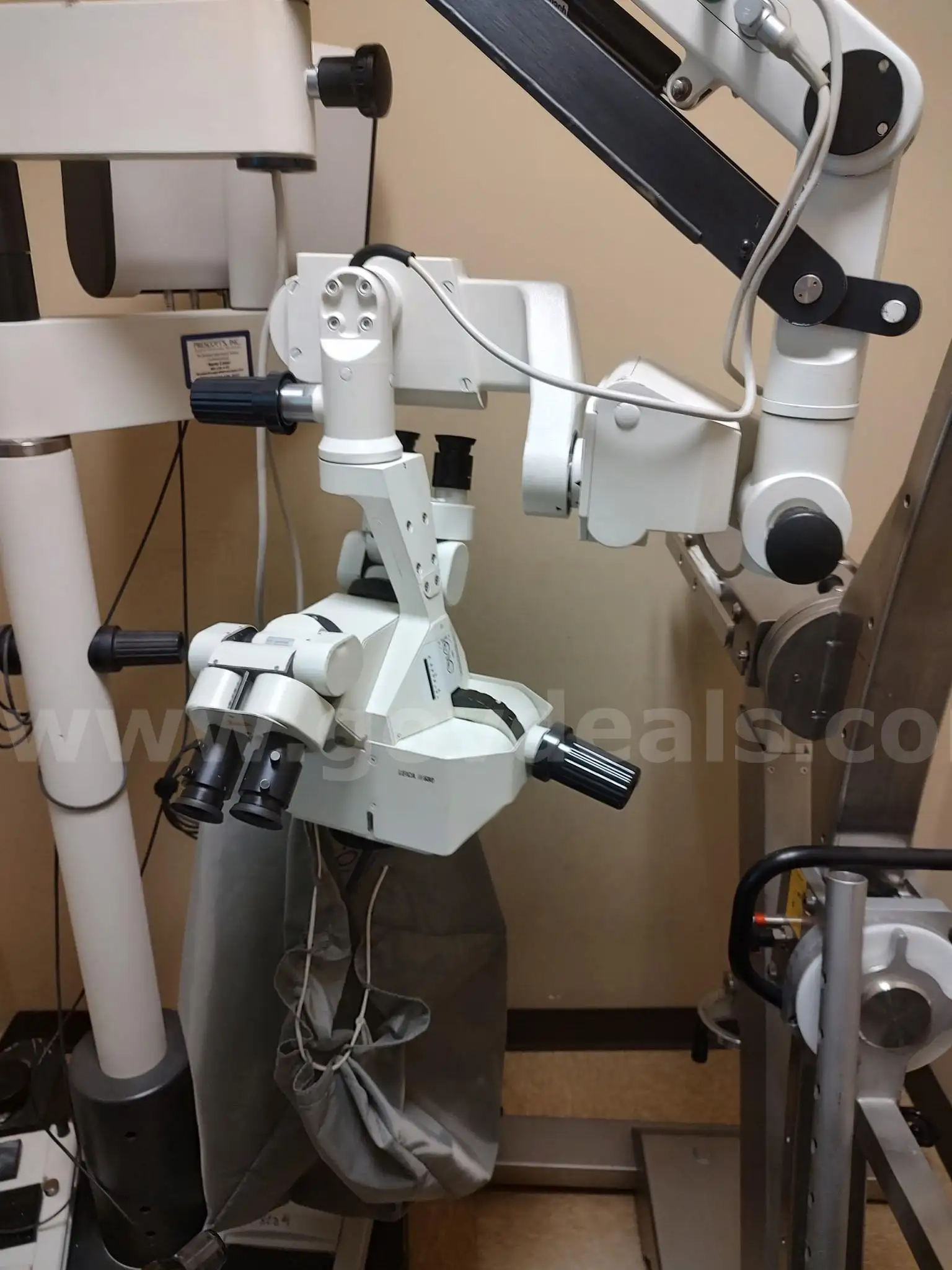 Prescott Leica M680 Surgical Operating Microscope