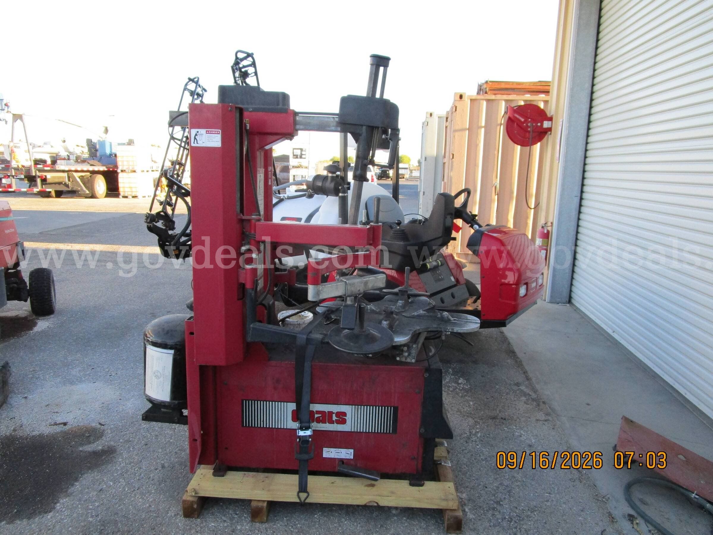 2004 COATS 9024E RIM CLAMP-2HP
