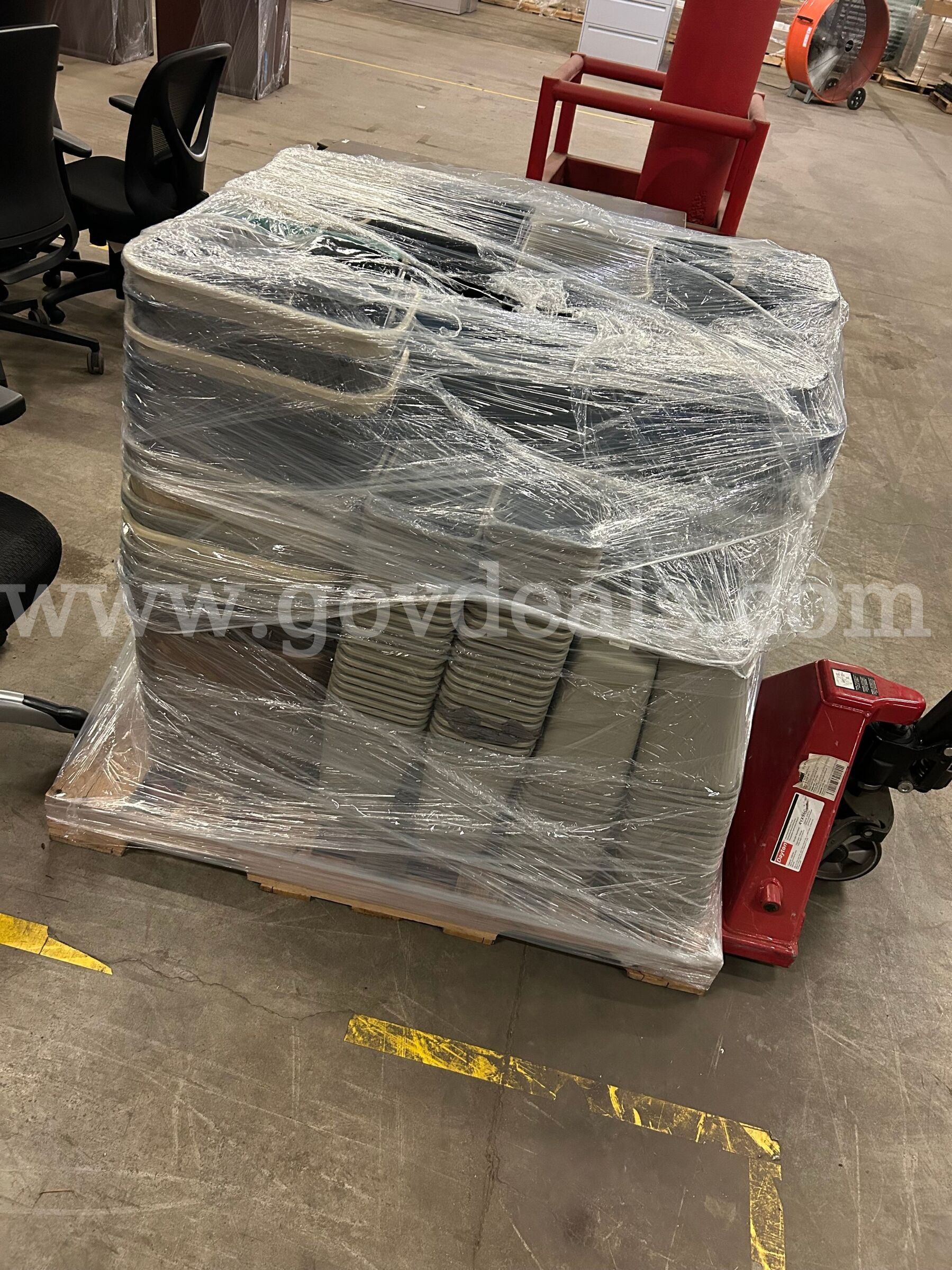 (80+) OFFICE TRASH BINS