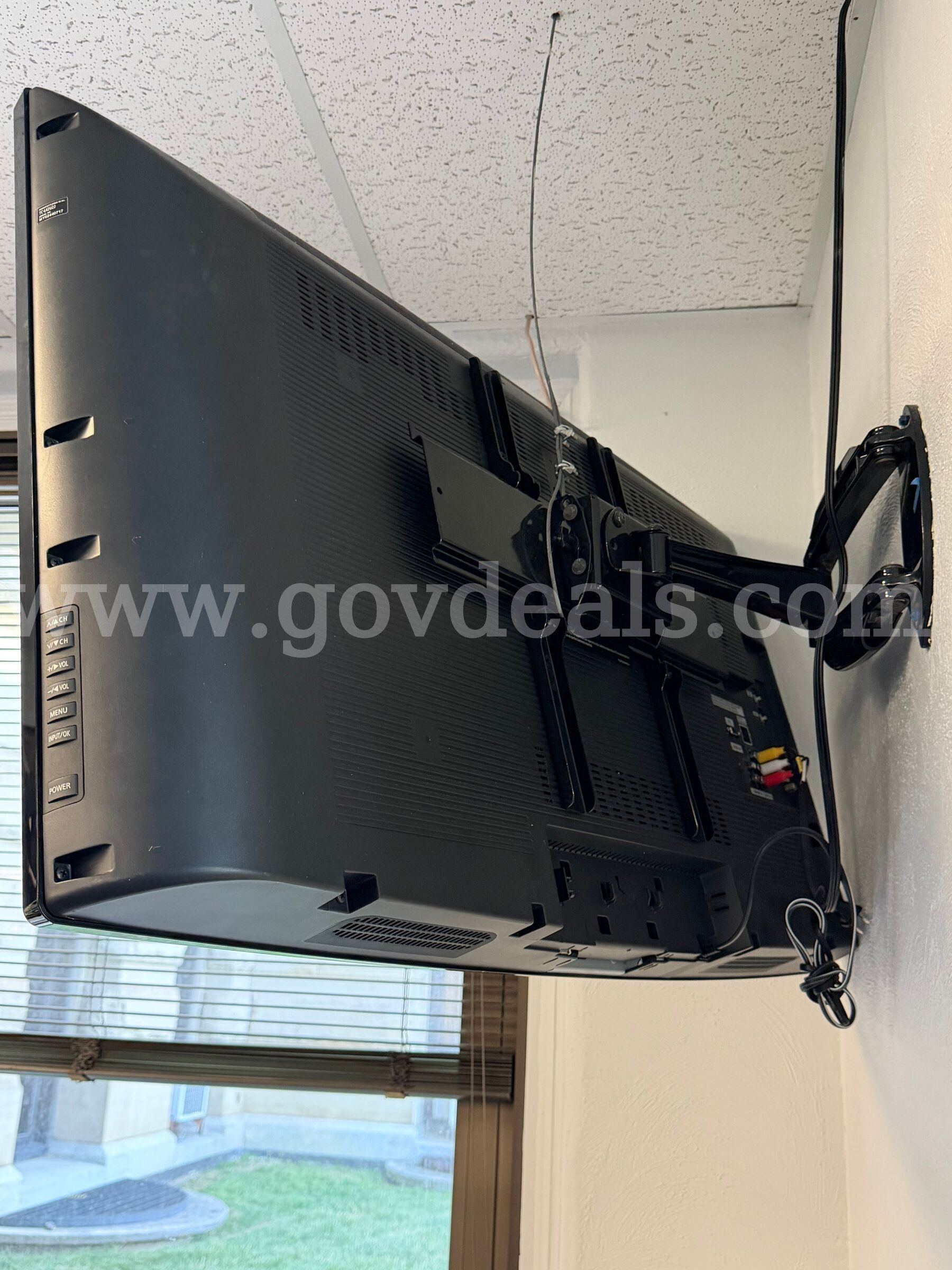 PANASONIC 42 INCH