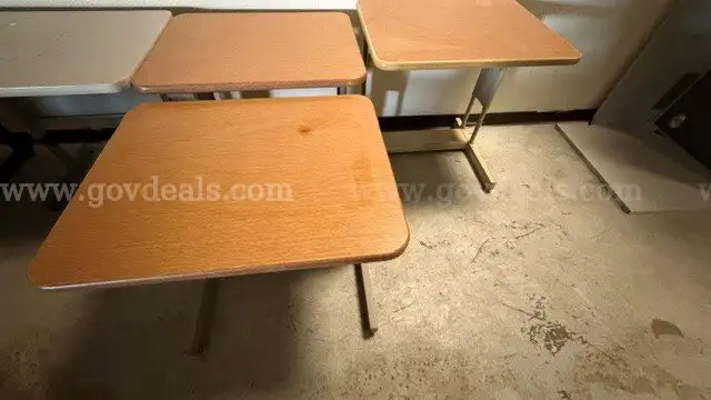 Adjustable Height Computer Student Desks ( Lot of 3)
