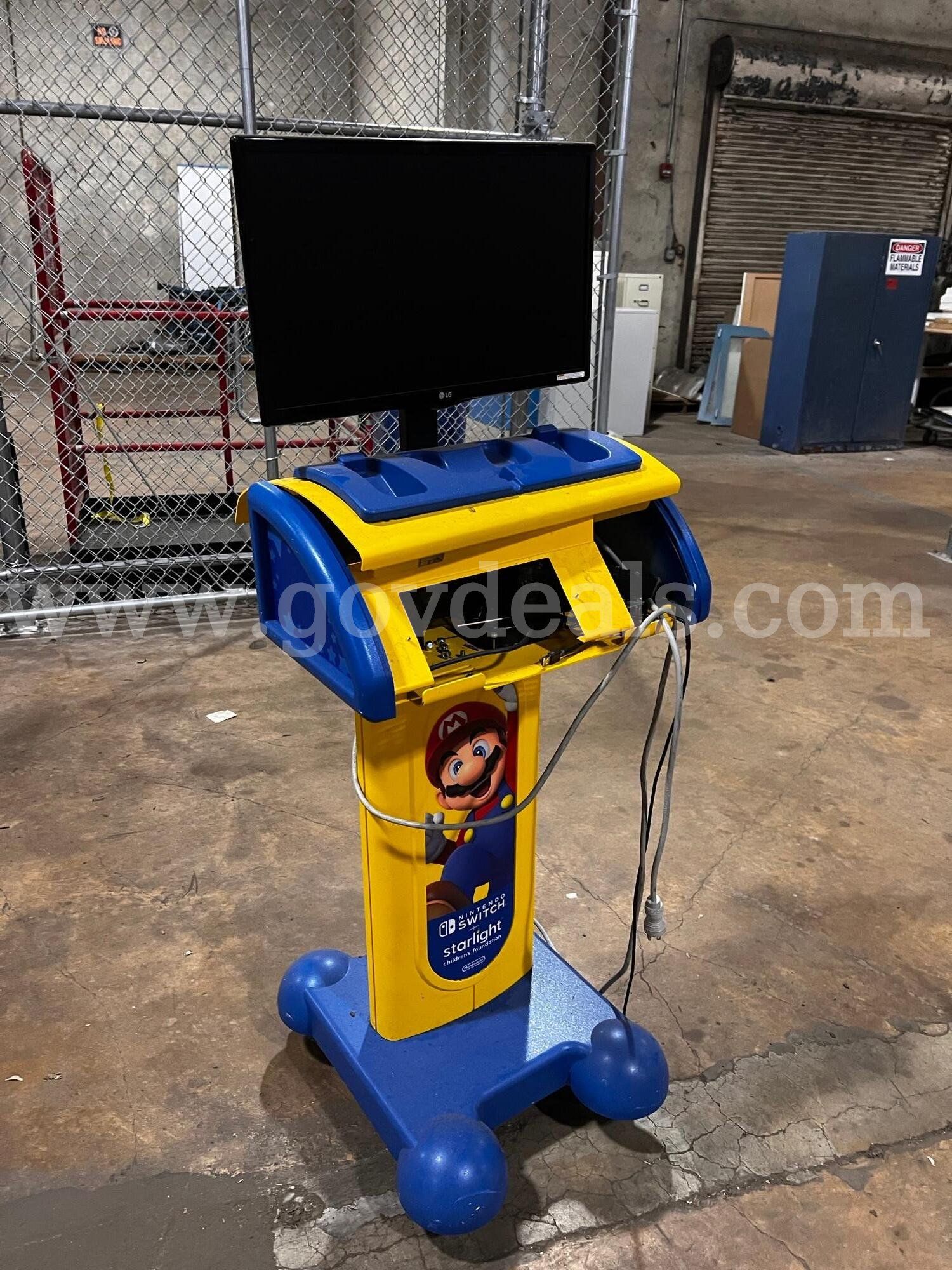 Roll Around Nintendo Switch Station
