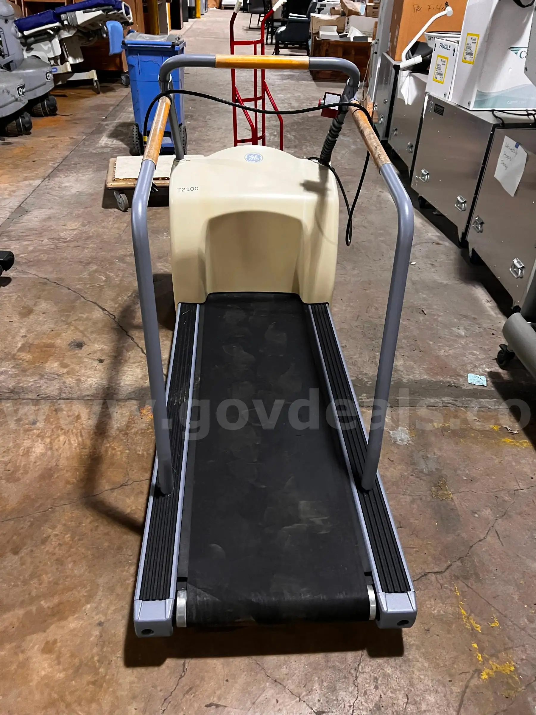 GE T2100 Treadmill