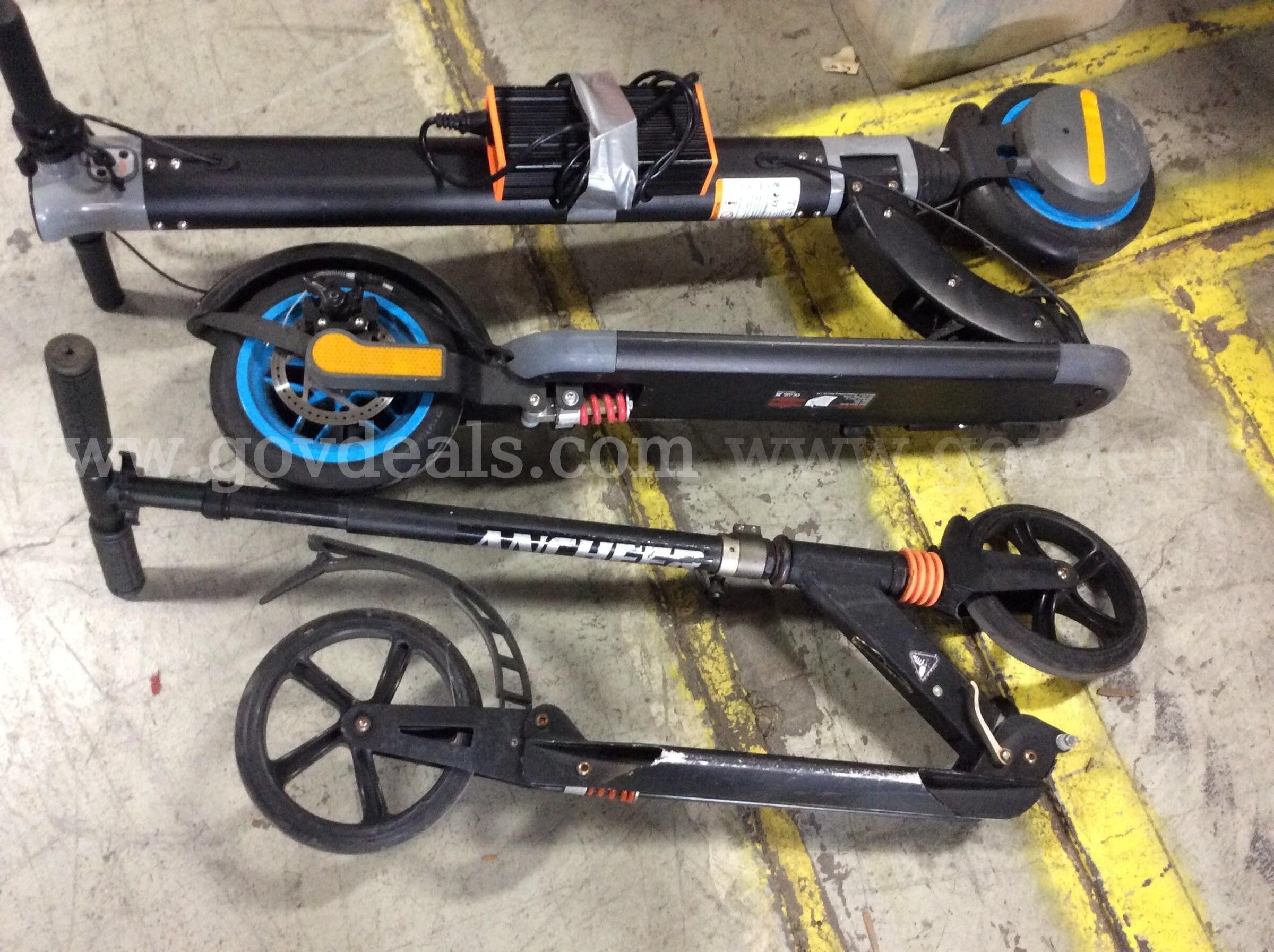 Used Mixed Scooters 1-Elect. 1-Mechan. LOT