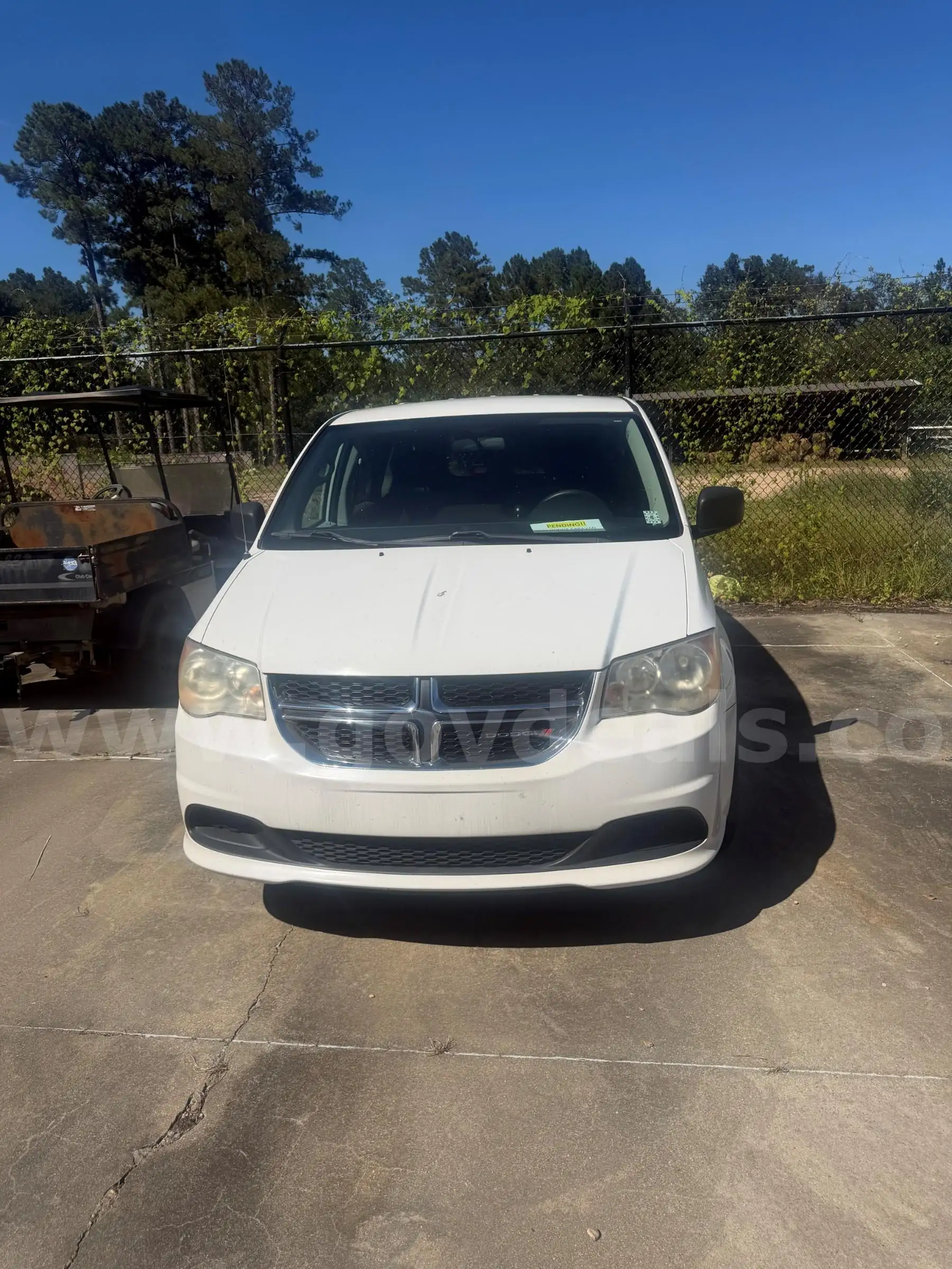 Lot of (1) 2013 Dodge Caravan MGCCC-00141897