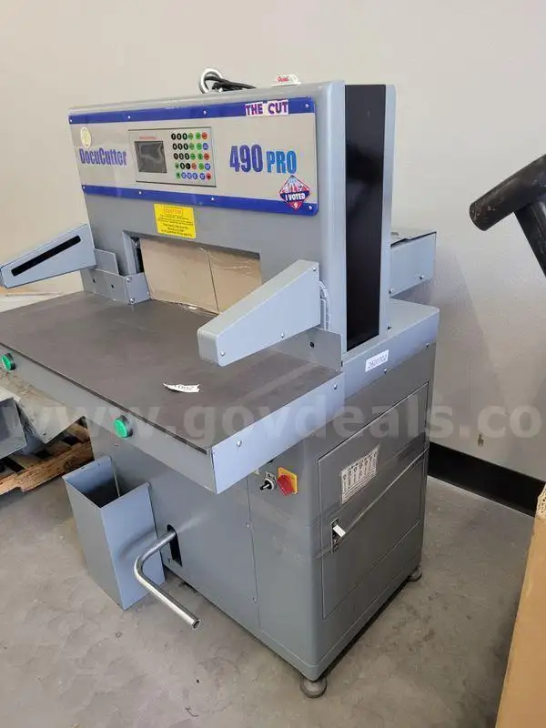 DocuCutter 490 PRO Hydraulic Cutter SN 490P1501007 (untested)