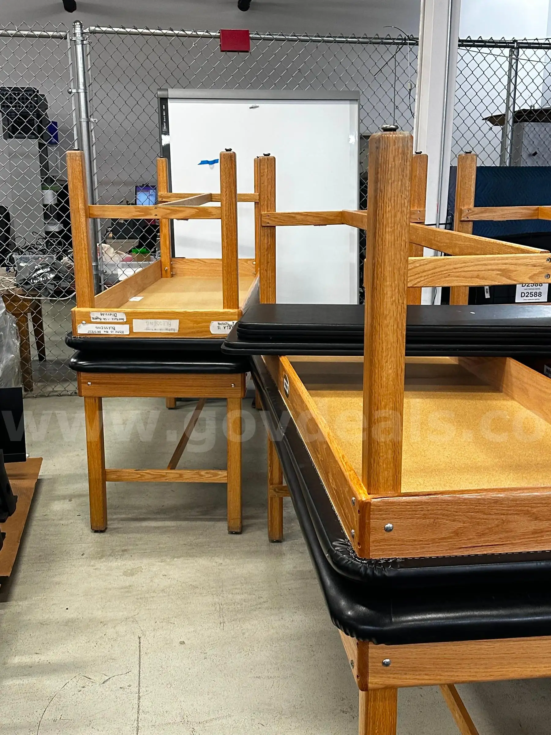 LOT 6 ATHLETIC TAPING TABLES