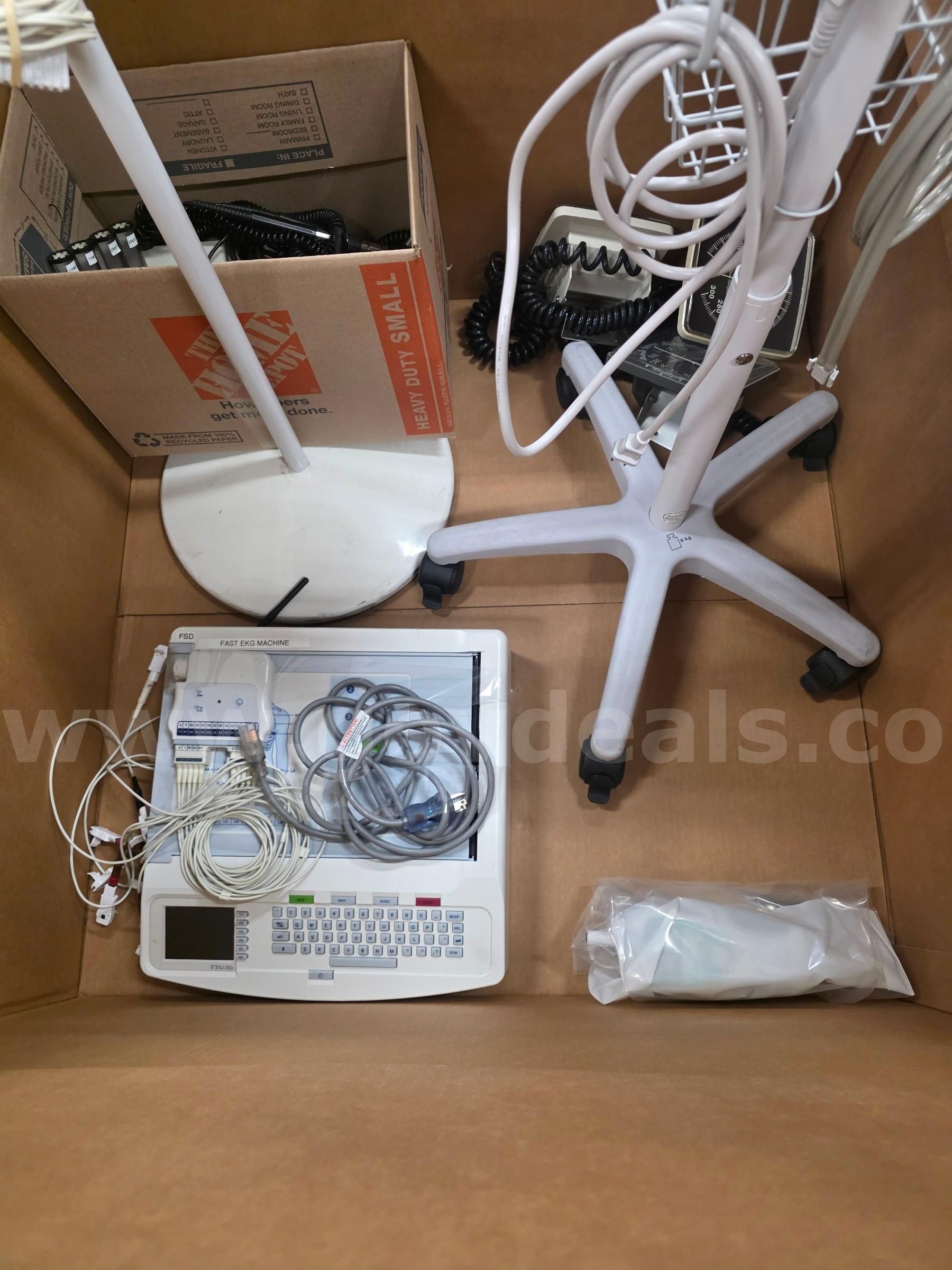 Lot LAB EQUIPMENT