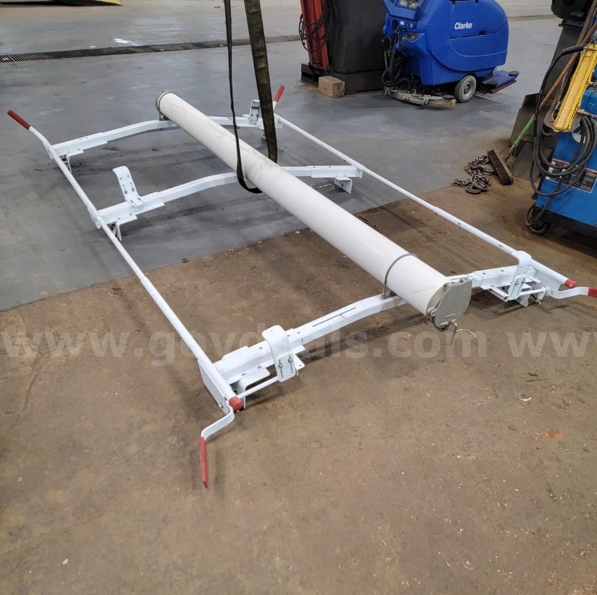 Van Ladder Rack Assembly with Roller