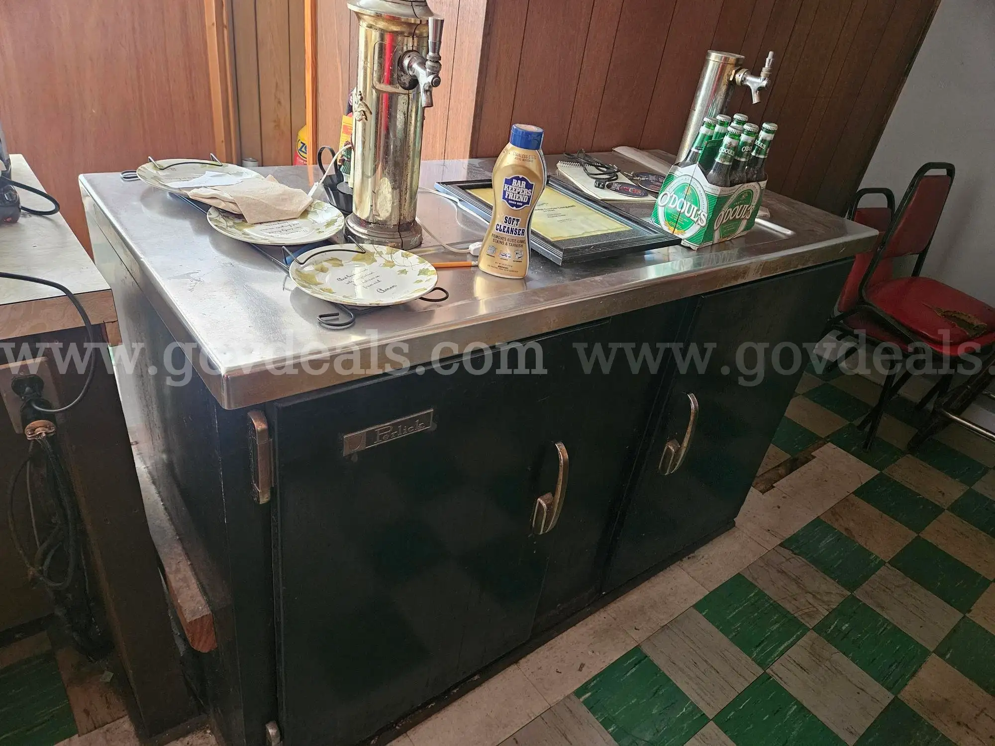 Beverage Dispenser Cooler