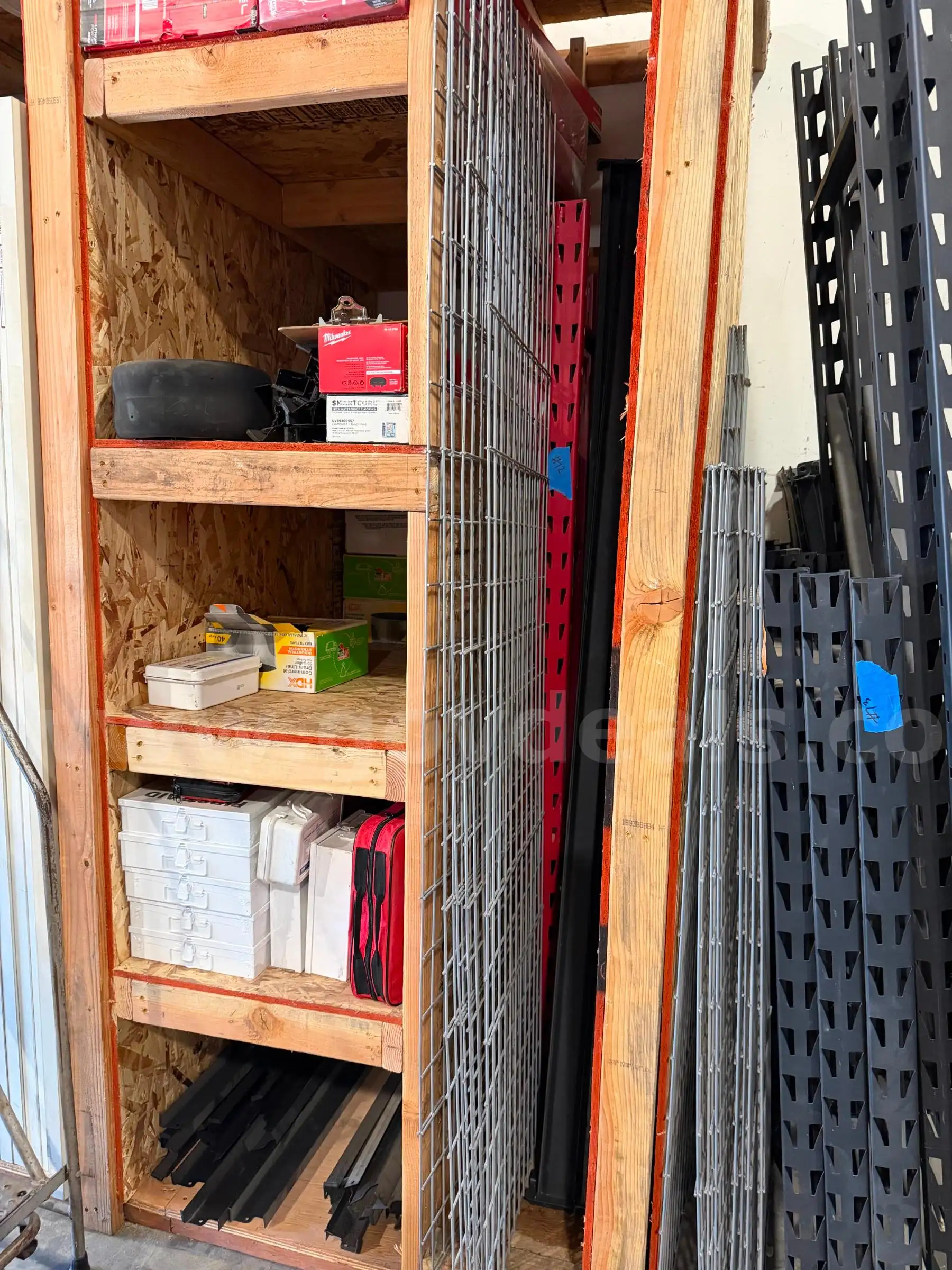 Red metal rack - 4 Wide 6 Tall 22 deep