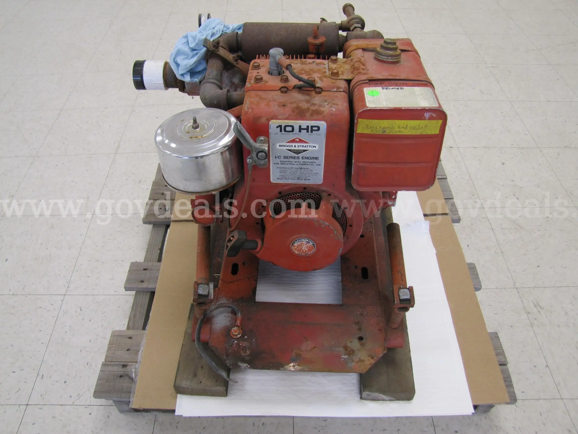 Briggs & Stratton engine