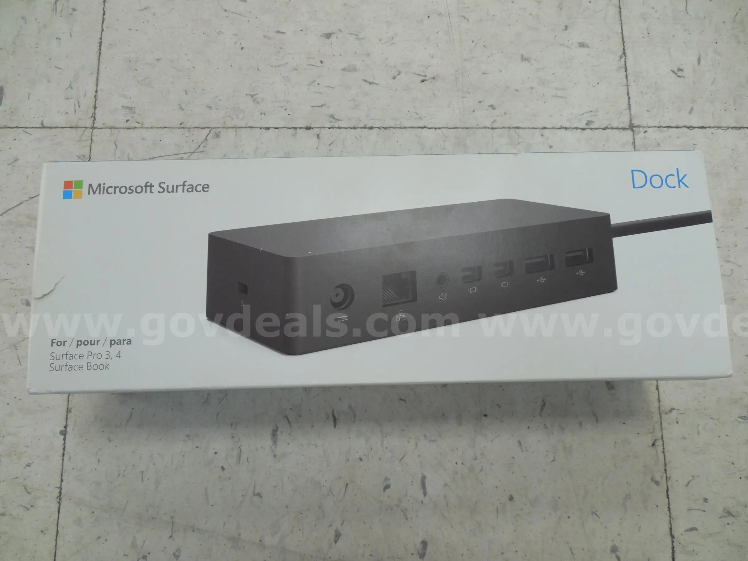 Microsoft Surface dock