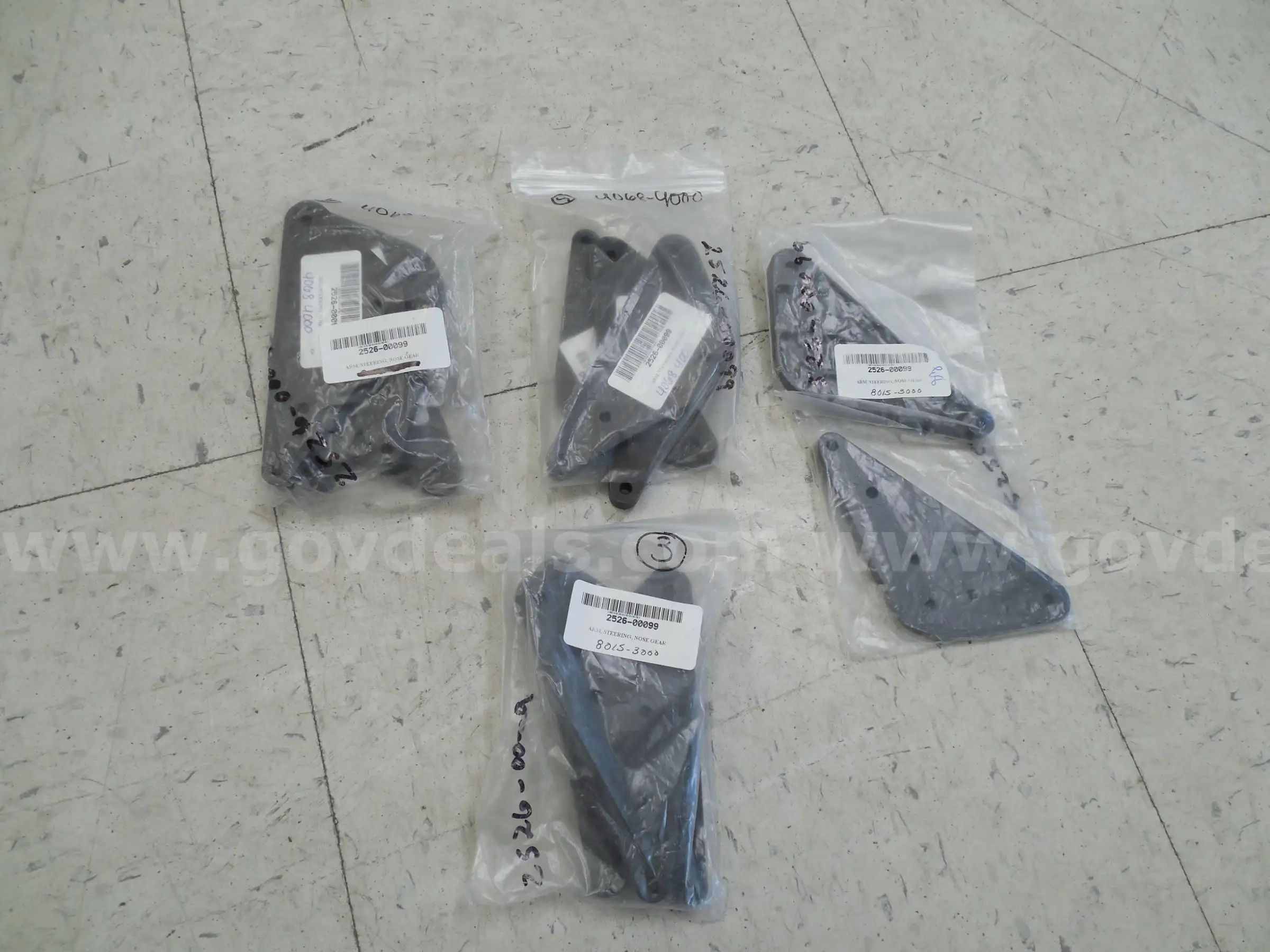 Collection of arm steering nose gears