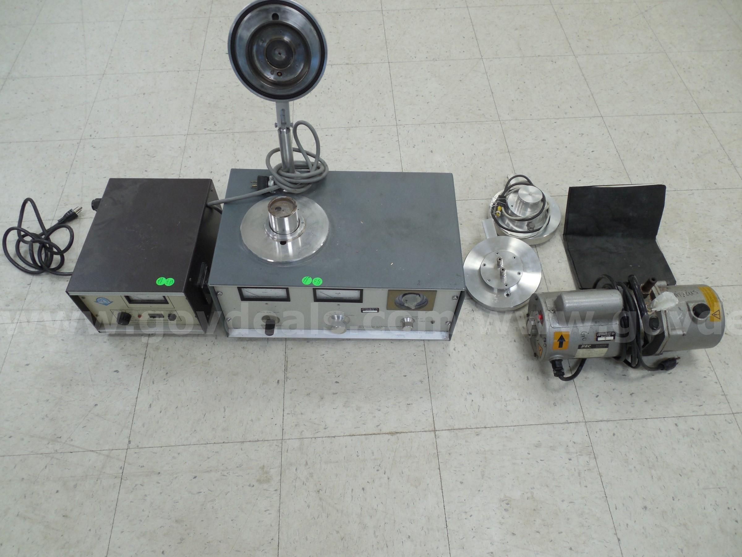 Sputter coater with accessories
