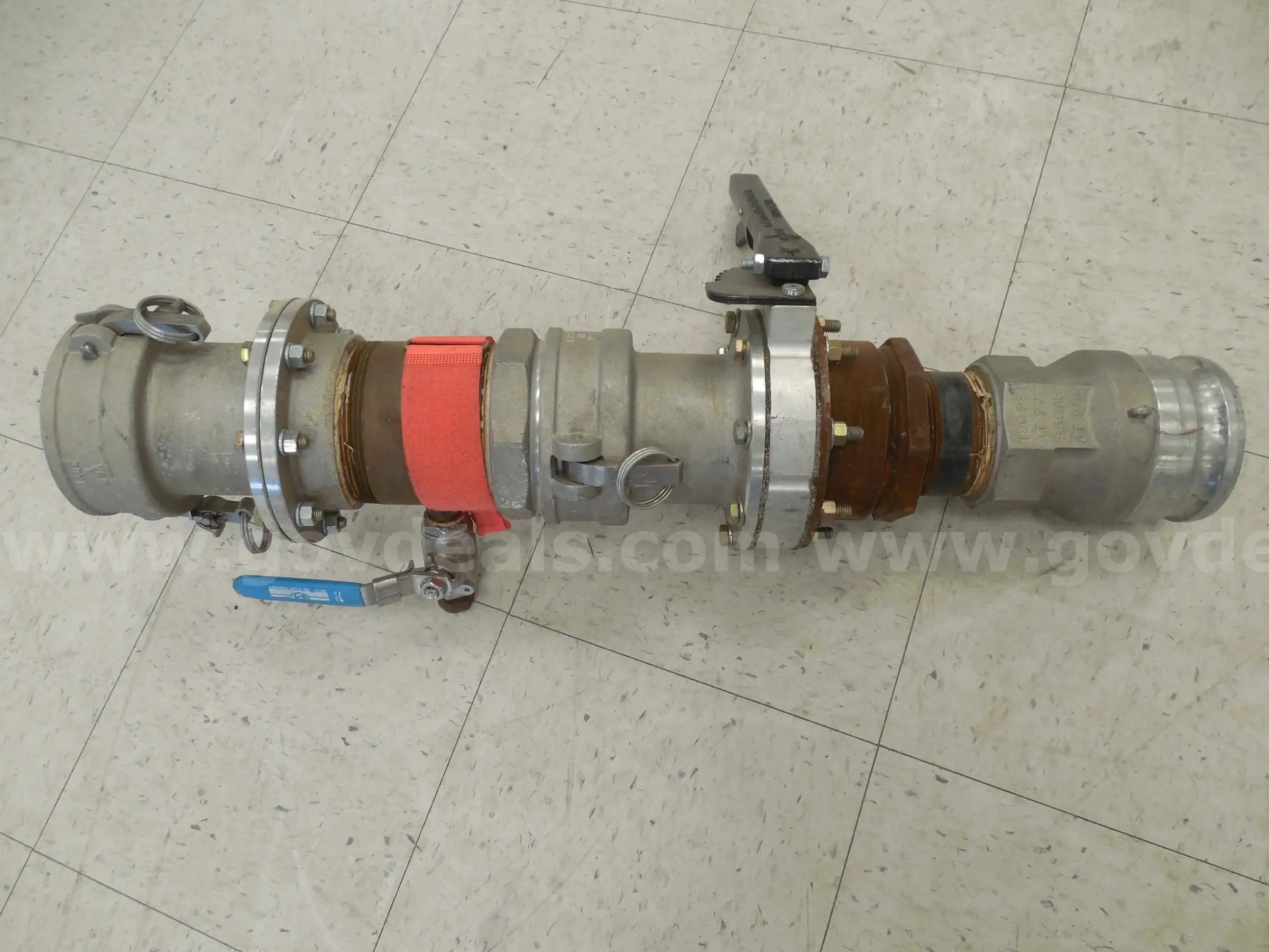 Unidentified metal assembly