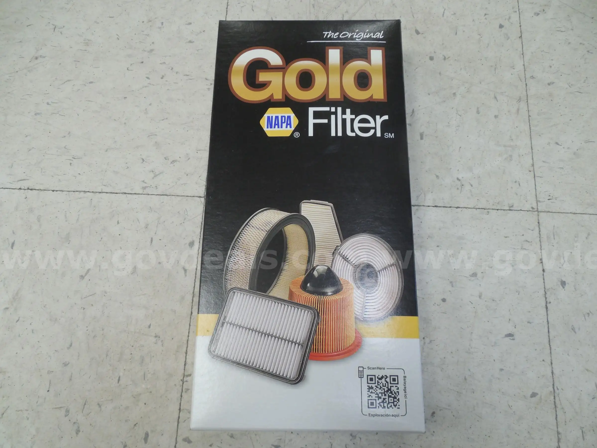 Vehicle engine air filter - 6117 - A
