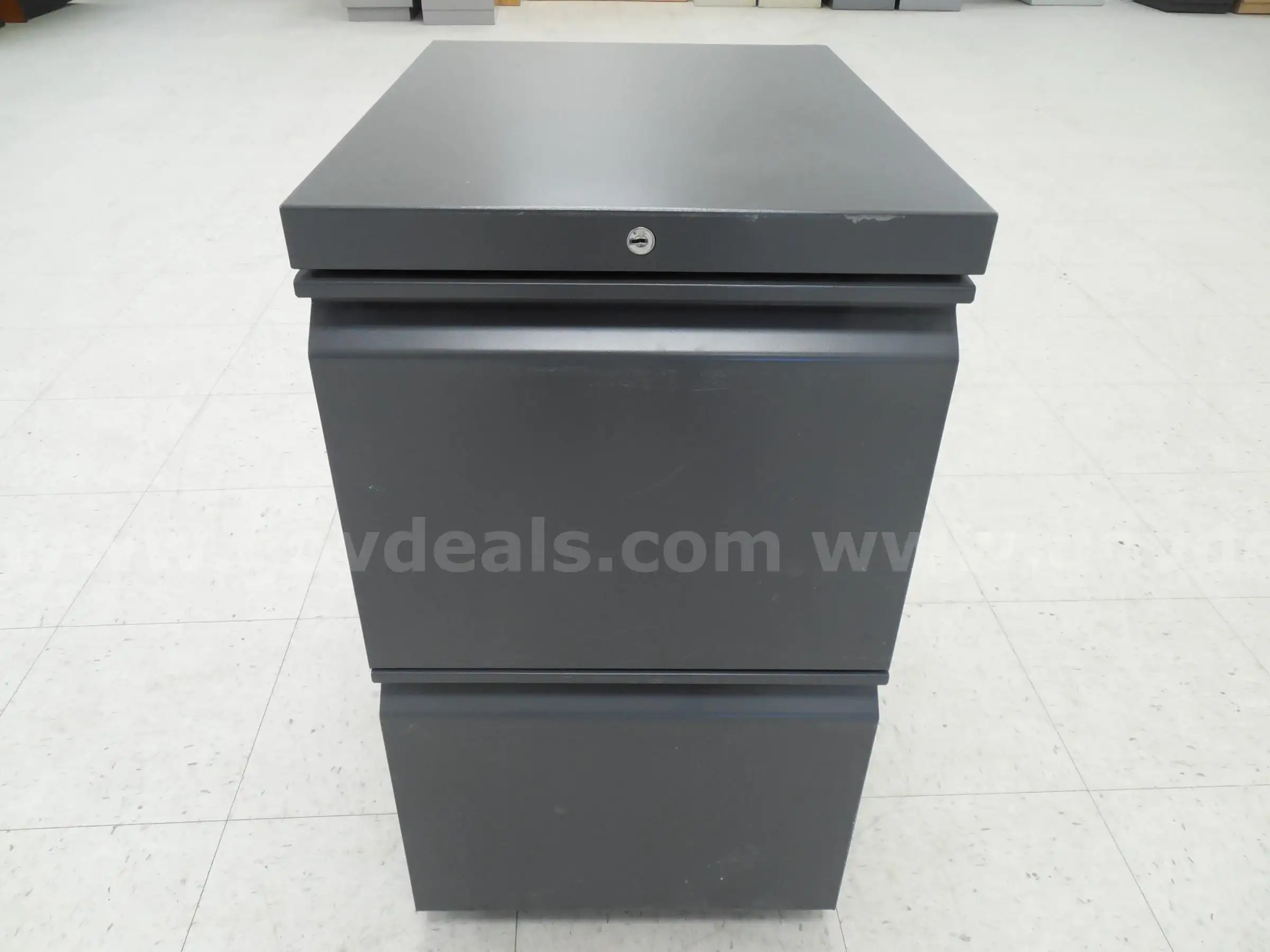 Two drawer filing cabinet - B