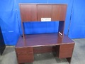 DESK W/HUTCH * JN-10-220