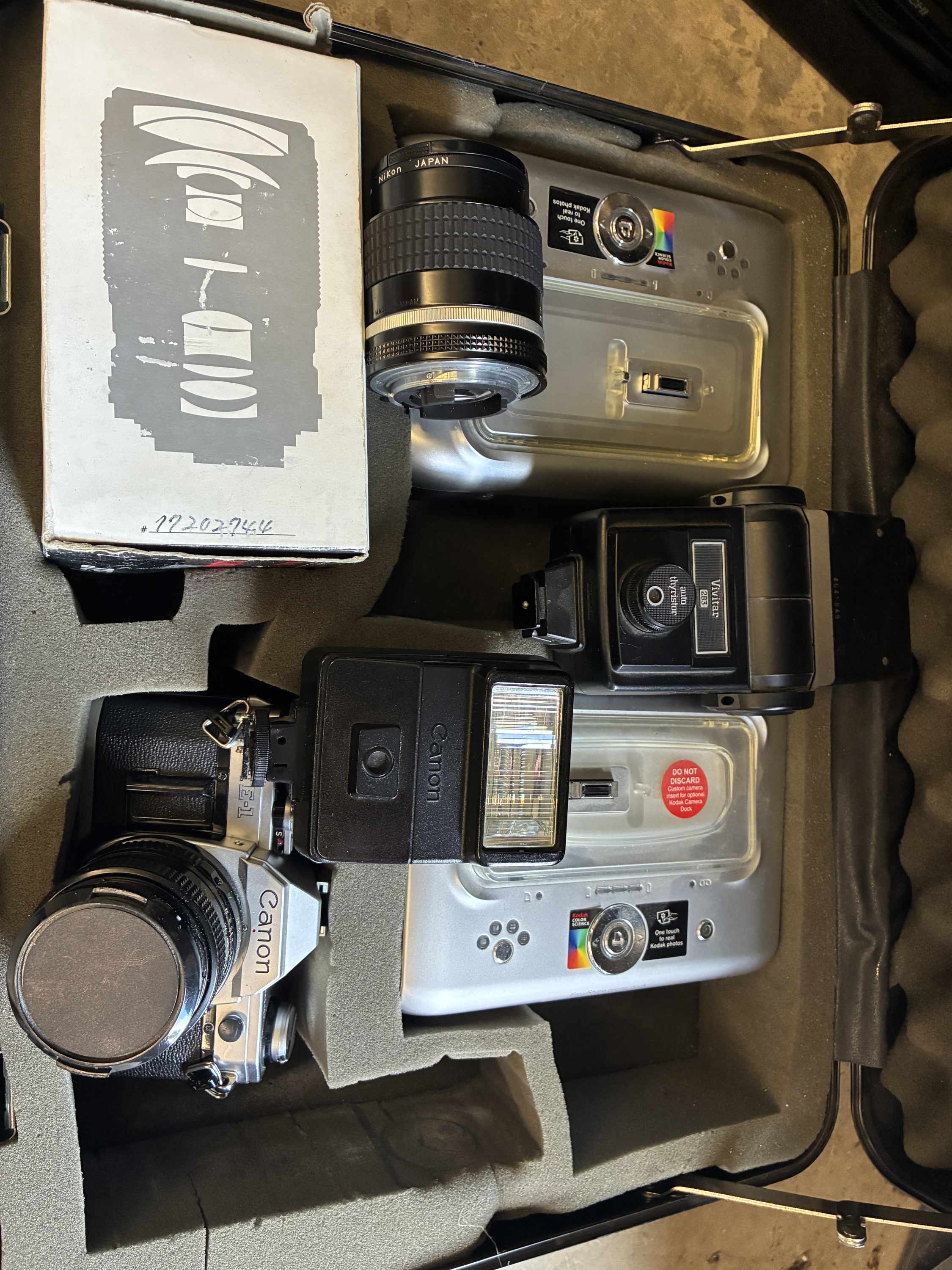 Canon 35mm Camera and Accessories
