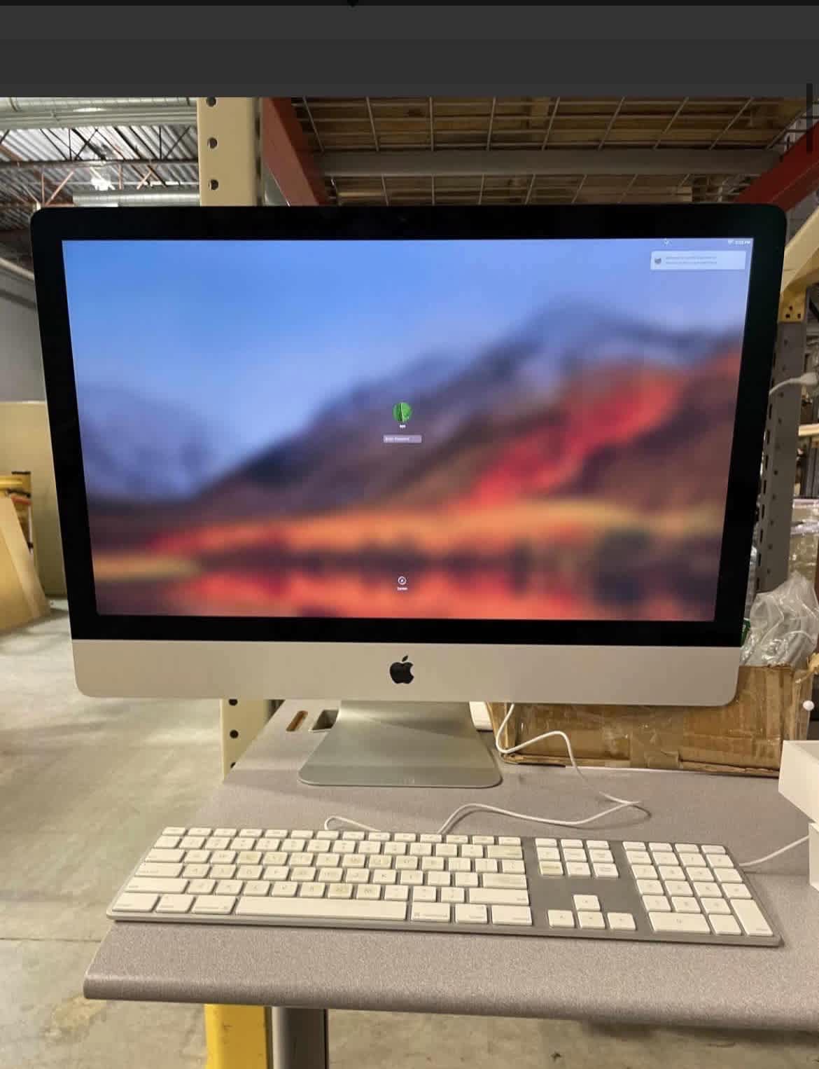 5 iMac Computers