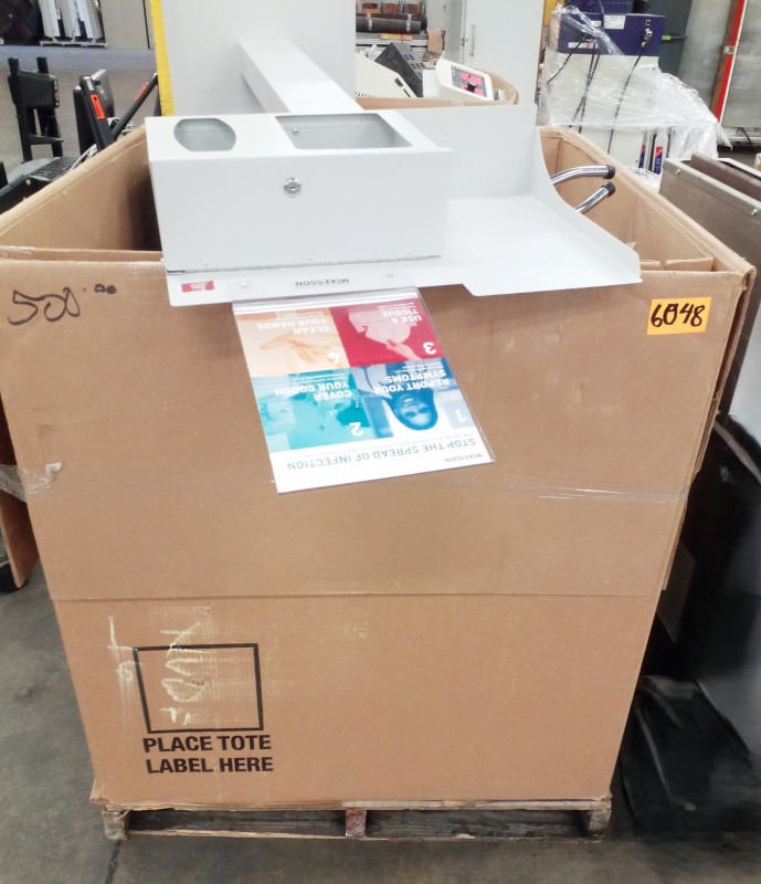 Lot # 6048 PALLET OF MISC ELECTRONICS - MICROWAVE TV VHS UNIT MINI