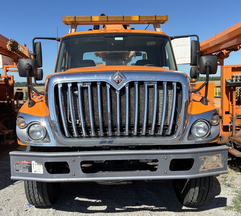 2008 INTL 7400