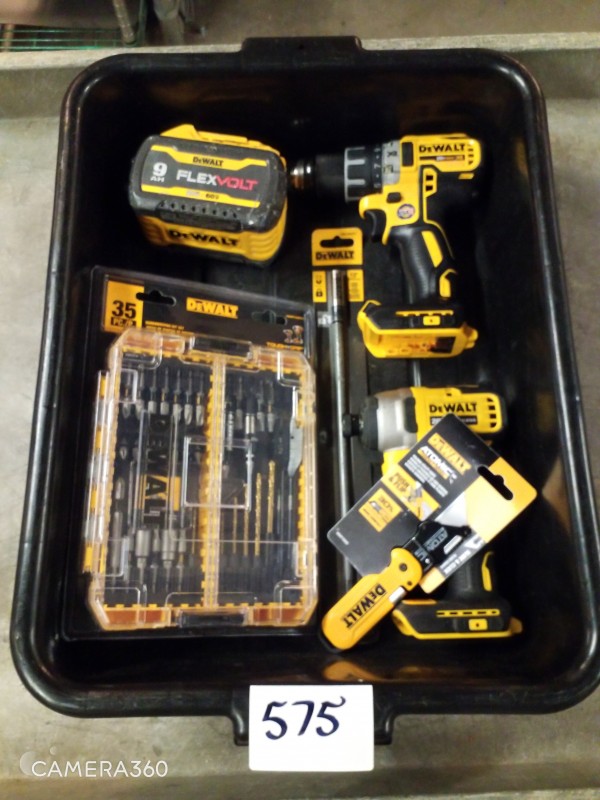 LOT # 575 TSA DEWALT CORDLESS TOOLS & BATTERY - RELIST