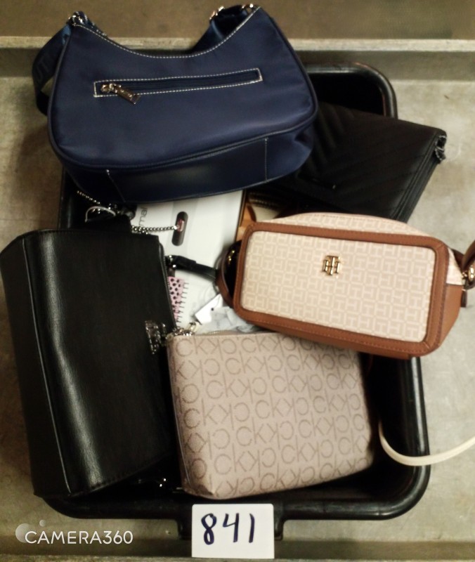 LOT # 841 TSA HANDBAGS - DESIGNER & MISC