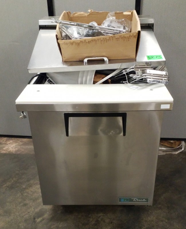Lot # 6273 TRUE REFRIGERATOIN UNIT MODEL TSSU - 27--12-C-HC