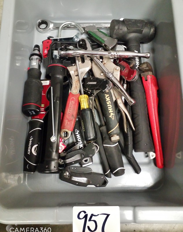 LOT # 957 TSA TOOLS - HUSKY