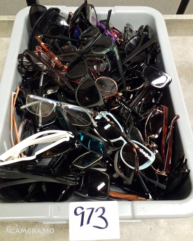 LOT # 973 TSA GLASSES SUNGLASSES READING GLASSES