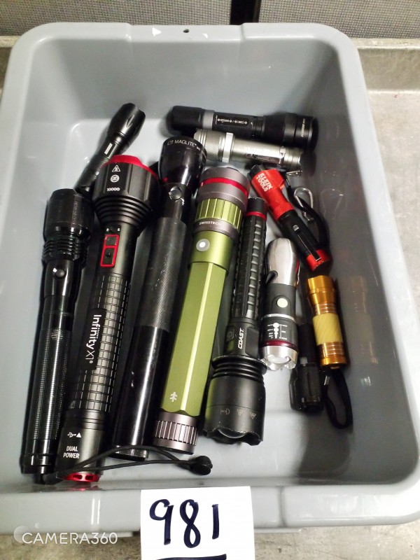 LOT # 981 TSA VARIOUS FLASHLIGHTS