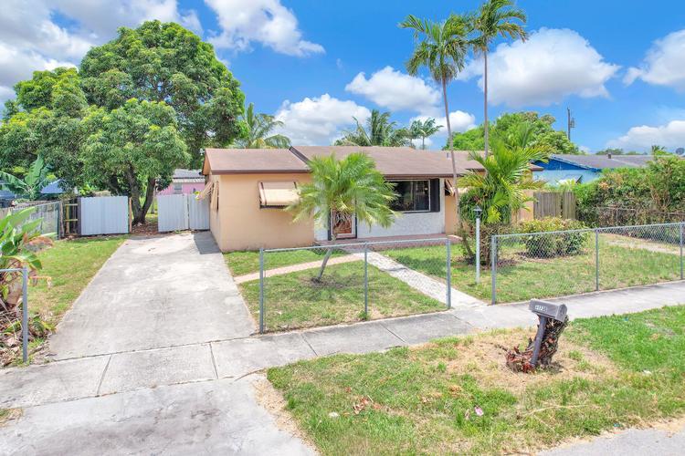 Foreclosure in MIAMI, FL
