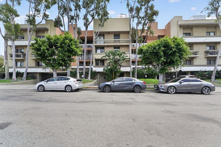 Foreclosure in WEST HOLLYWOOD, CA