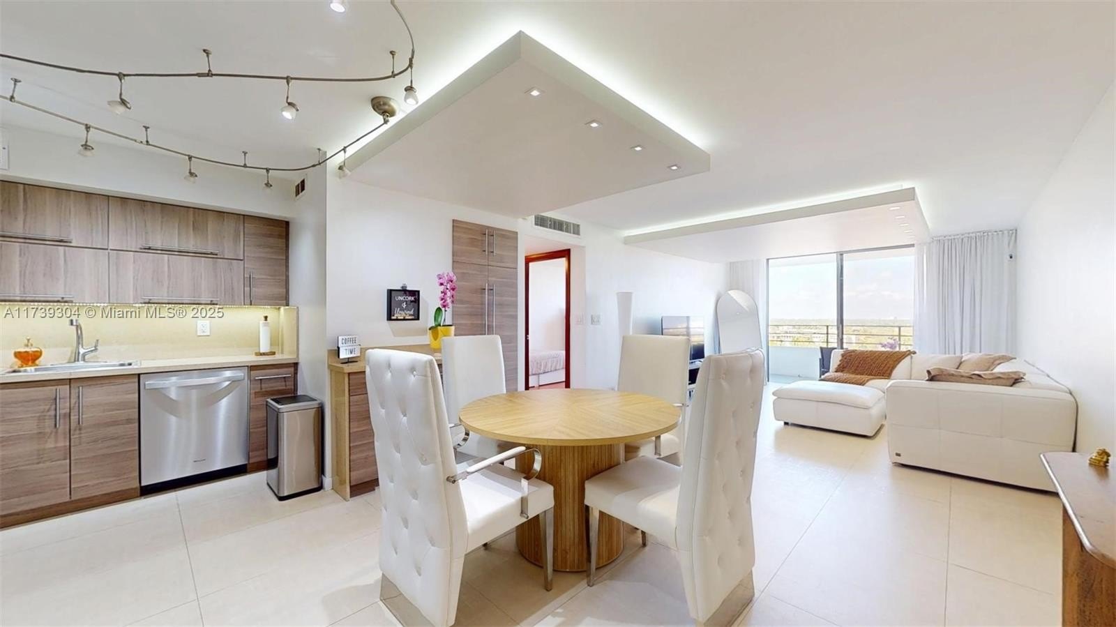 Foreclosure in Hallandale Beach, FL