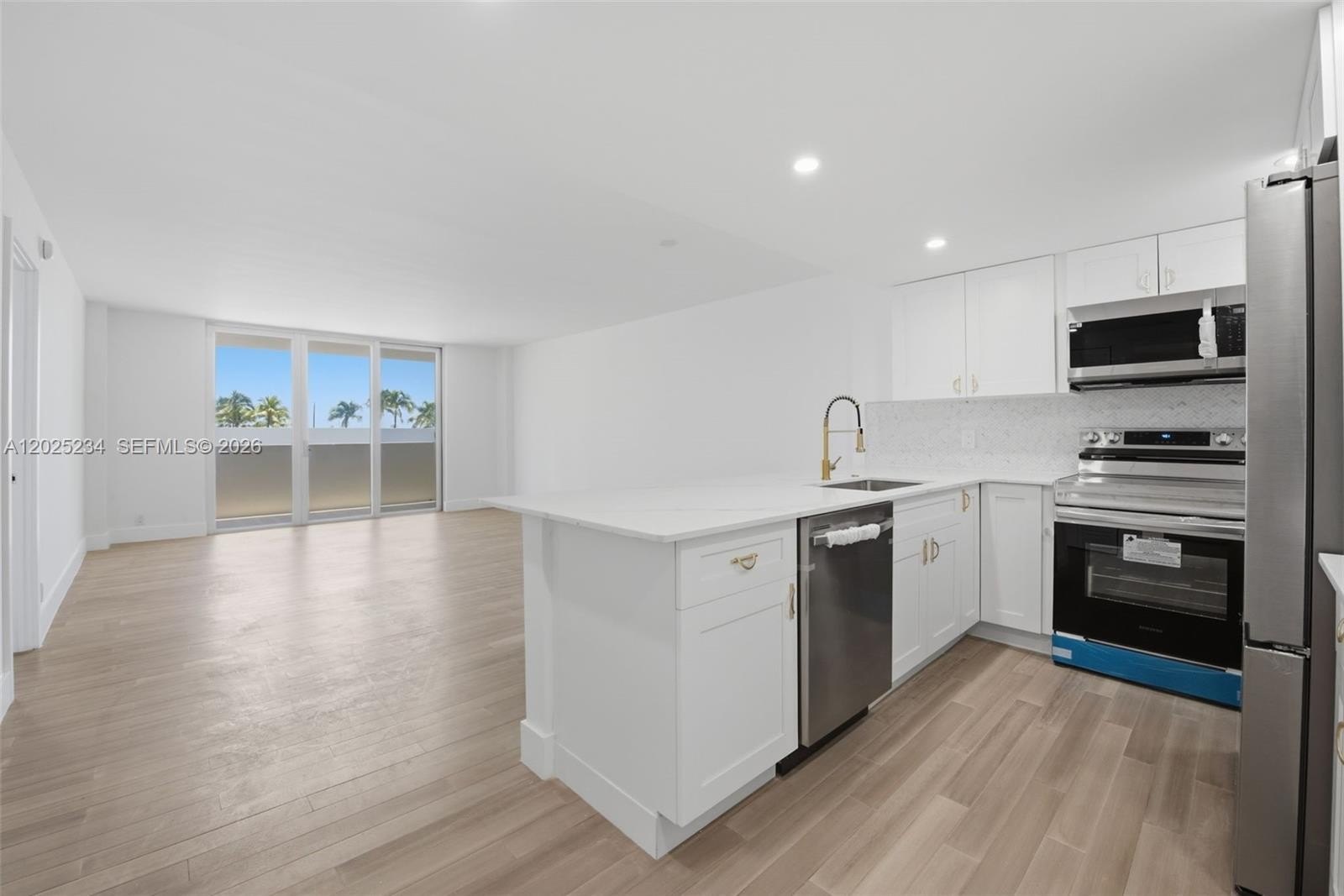 Foreclosure in Miami Beach, FL